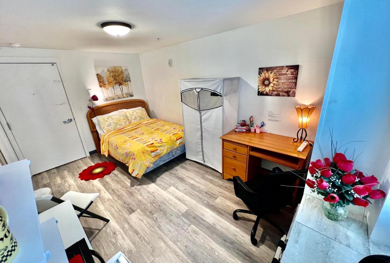 Micro Studio Apartment 10 Minutes Walk To University Of Washington Seattle Exterior foto